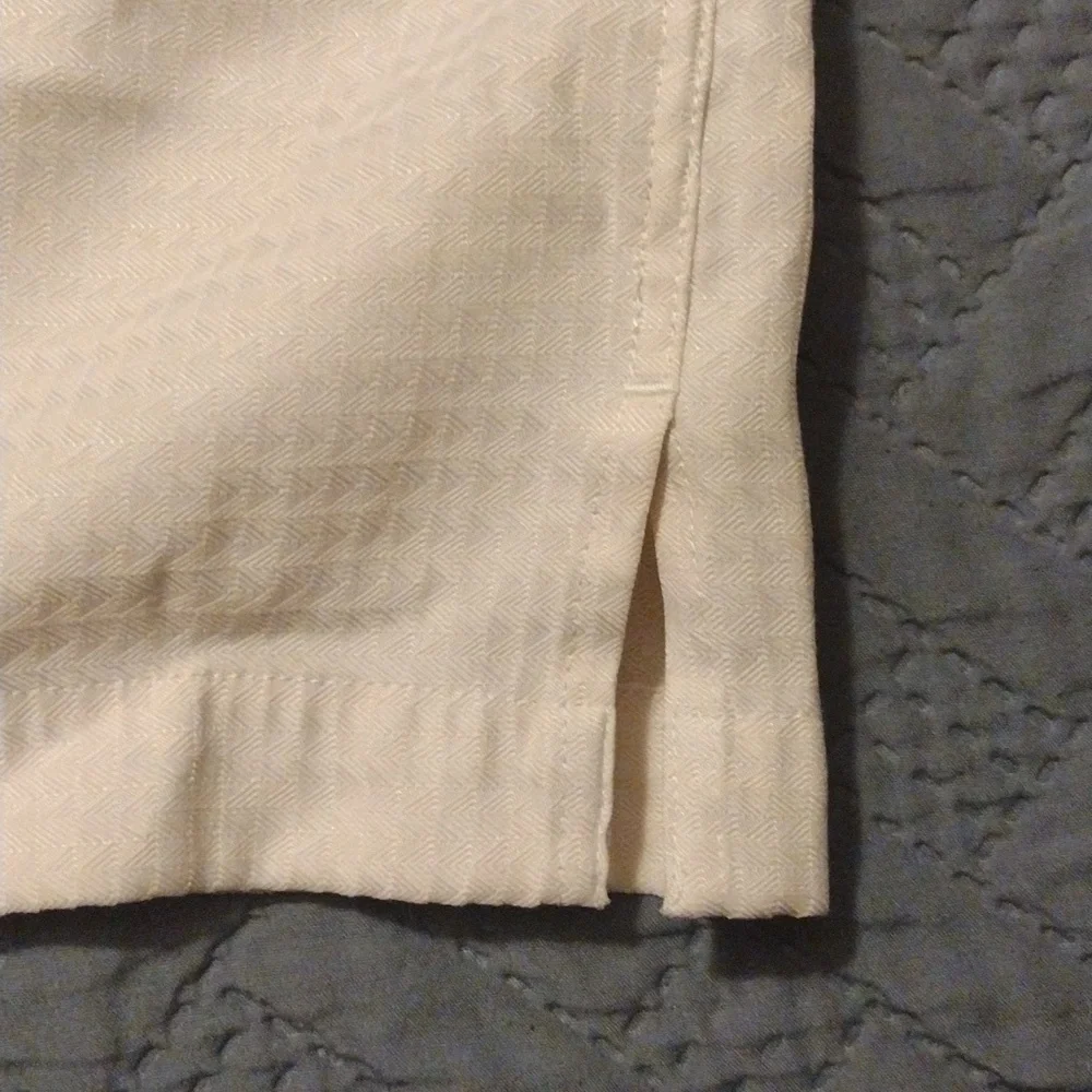 Axist Men's Beige Button-Down Shirt - Picture 6 of 6